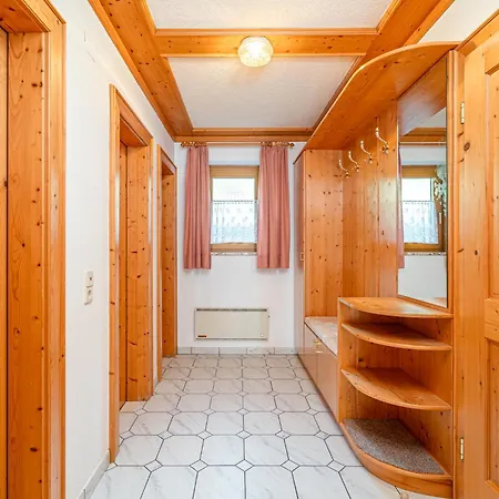 Apartment Spitzegel *