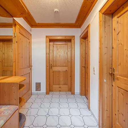 Spitzegel شقة هيرماجور