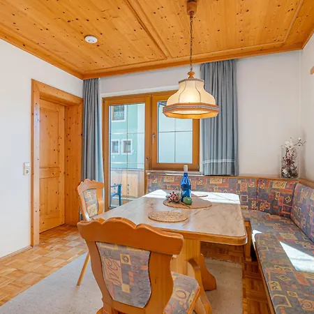 Spitzegel アパート